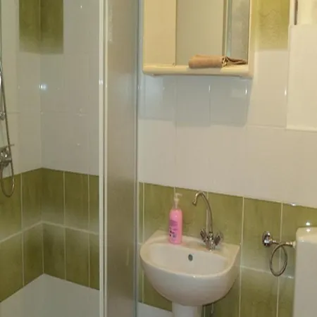 Paerlan 2 Apartman Balatonboglár
